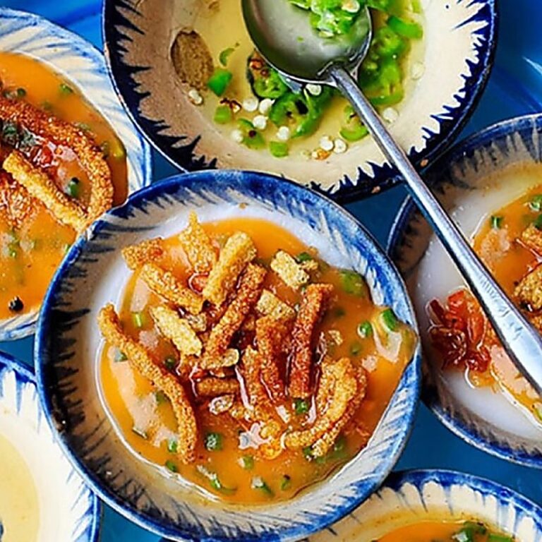 ăn vặt phố cổ Hội An