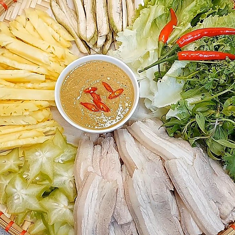cách làm bánh tráng cuốn thịt heo
