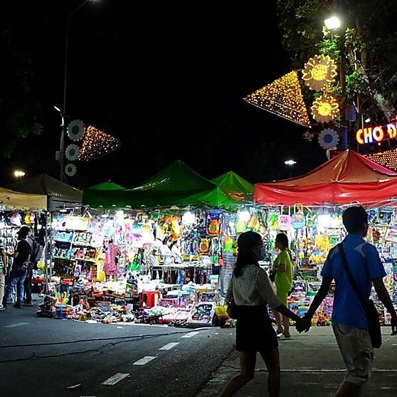 chợ ăn vặt Quy Nhơn