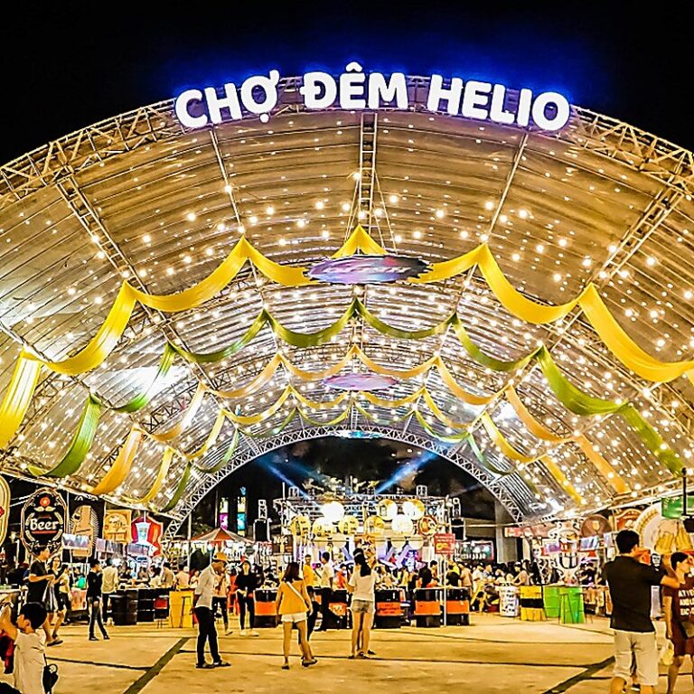 phố ẩm thực đêm Đà Nẵng